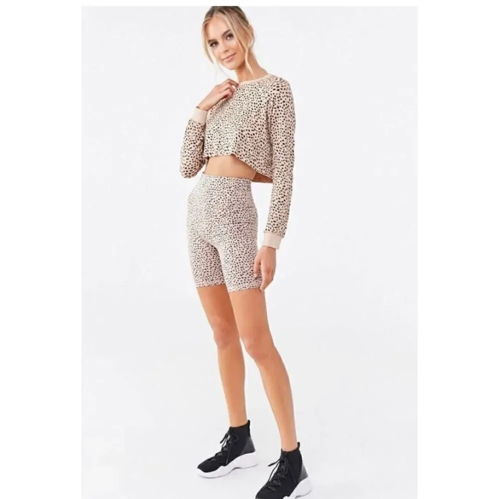 Forever 21 Active Cheetah Crop Top S